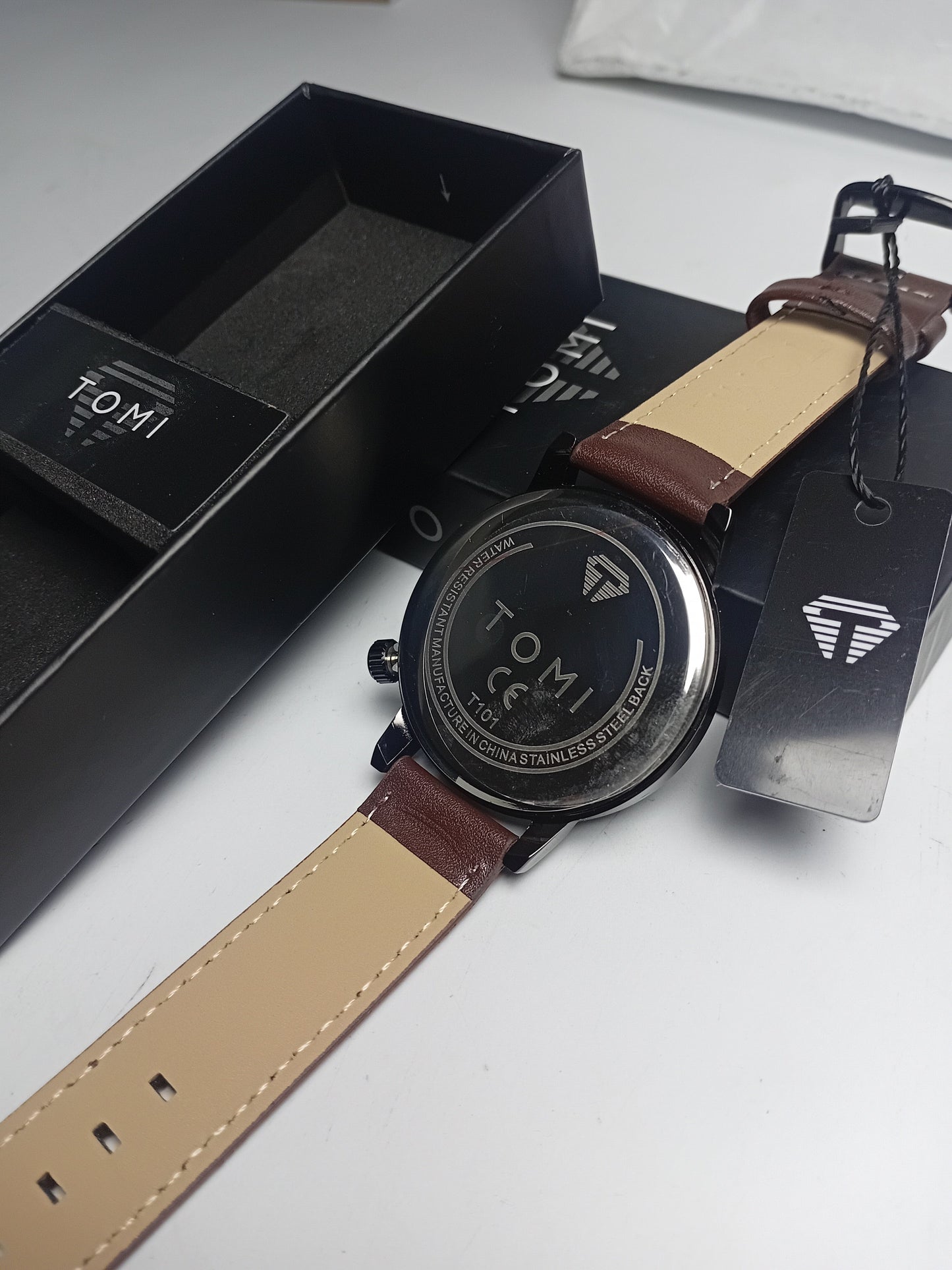 TOMI T-101 Casual Men’s Watch – Date Quartz, Brown Silver Dial