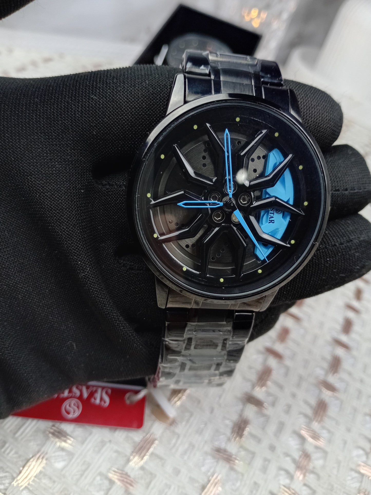 Men’s Alloy Rim Sports Watch – Unique Car Wheel Design, Luxury Stainless Steel Strap