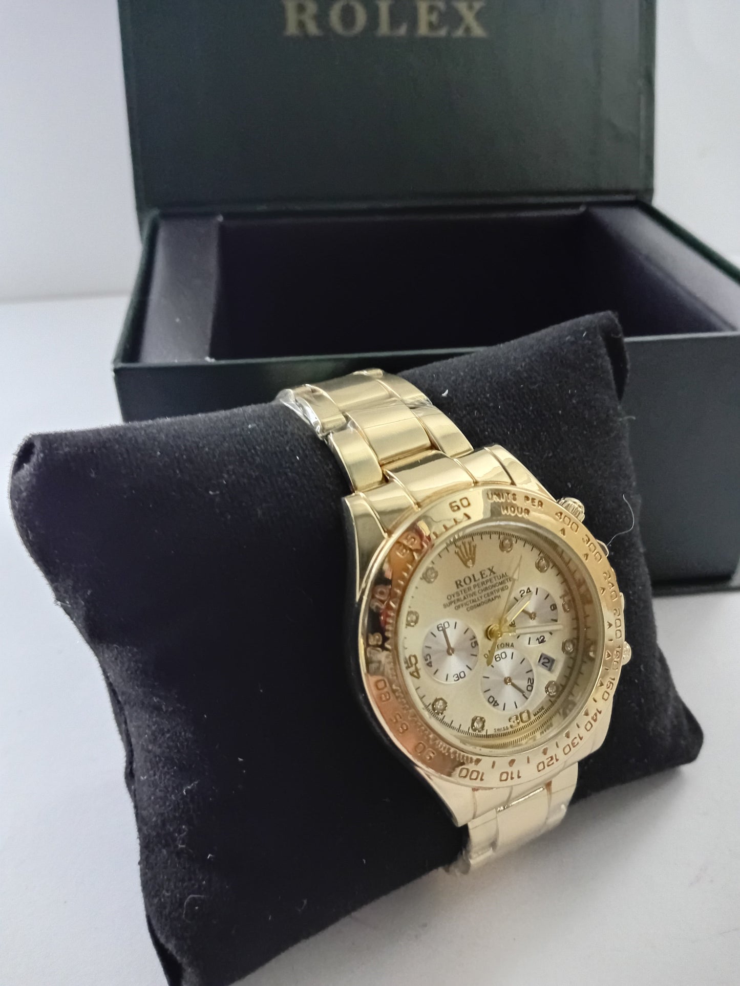 Rolex – Oyster Perpetual Cosmograph – Golden Stainless Steel Watch | Premium Lock