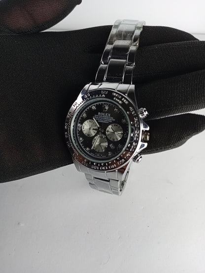 Rolex – Oyster Perpetual Cosmograph – Silver Stainless Steel Watch | Premium Lock