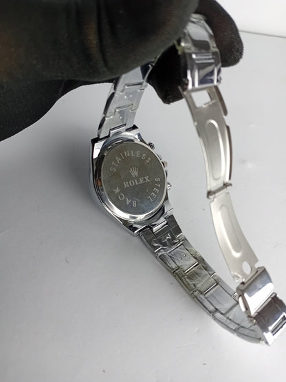 Rolex – Oyster Perpetual Cosmograph – Silver Stainless Steel Watch | Premium Lock