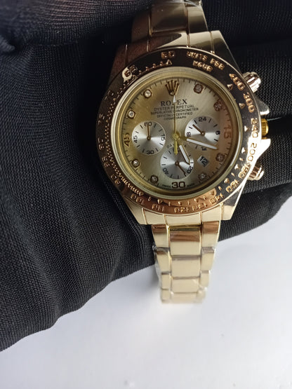 Rolex – Oyster Perpetual Cosmograph – Golden Stainless Steel Watch | Premium Lock
