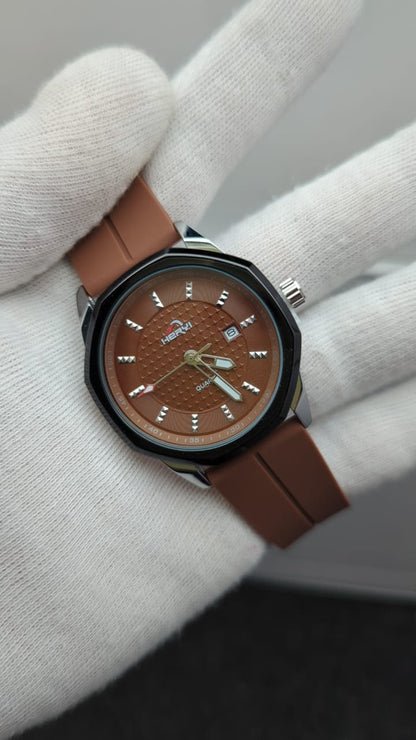 Heyri Silicone Strap Watch – Magnetic Lock | 8 Trendy Colors