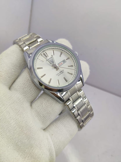 TAG Heuer Carrera Calibre 5 (White or Black Dial) – Stainless Steel Automatic